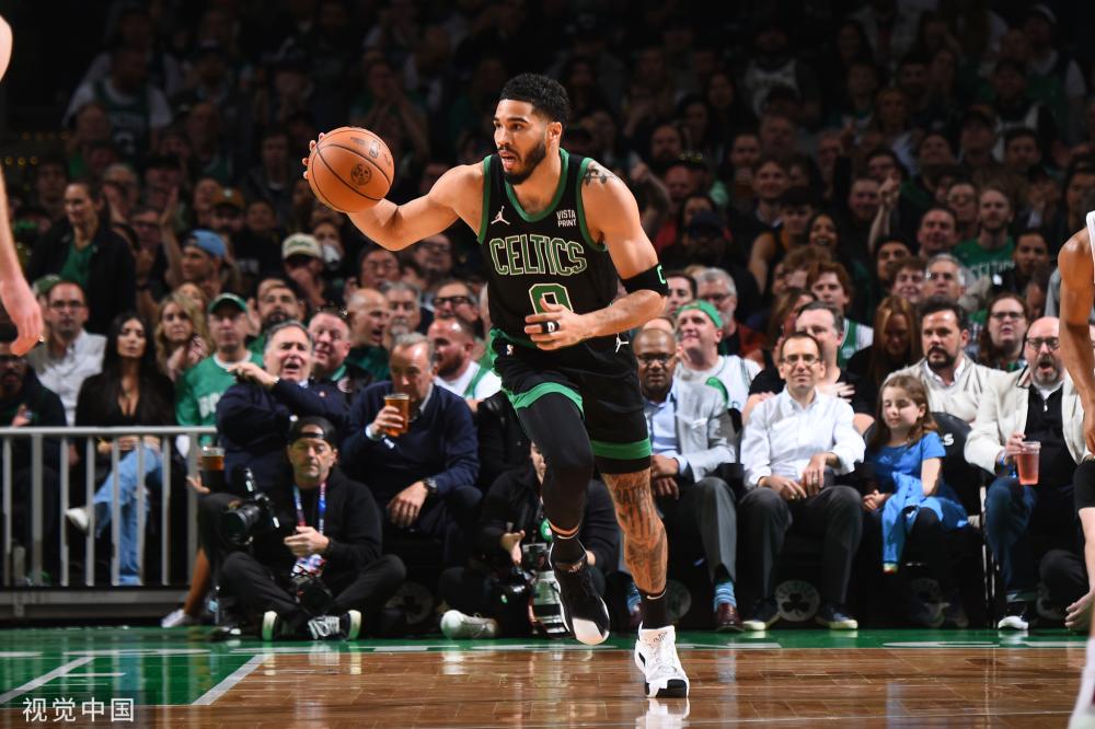 被皇马与巴 被皇马与巴