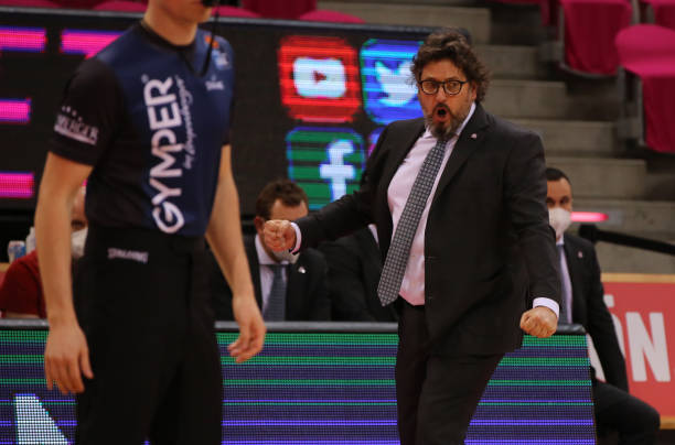 马竞的防守 马竞的防守