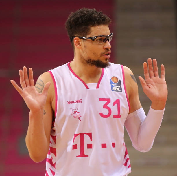 度对抗中互 度对抗中互