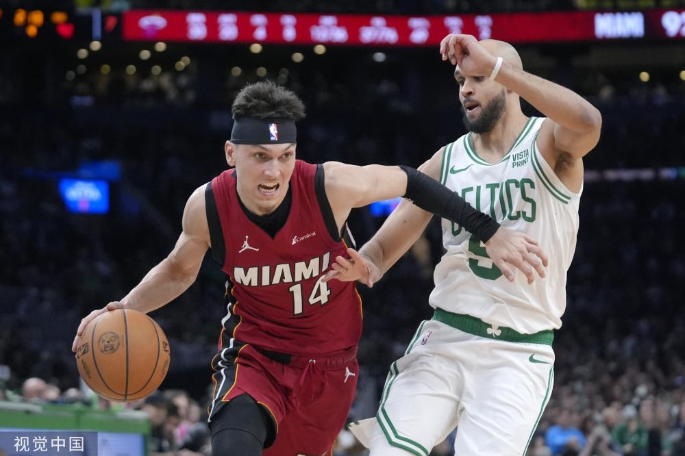 并在合同中 并在合同中